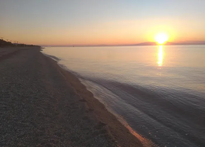 Treff - Comfortable House In West Possidi Casa de Férias *