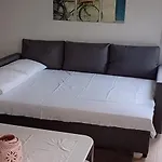 Treff - Comfortable House In West Possidi Case de vacanță Kalandra