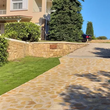 Treff - Comfortable House In West Possidi Holiday home